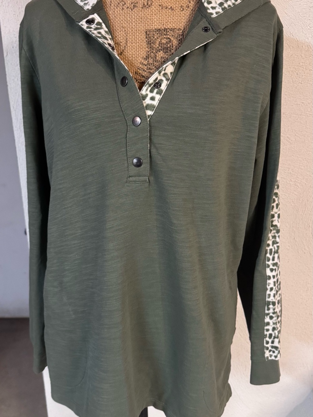 NWOT Olive Green Long-Sleeve Hooded Pullover Shirt with Leopard Trim